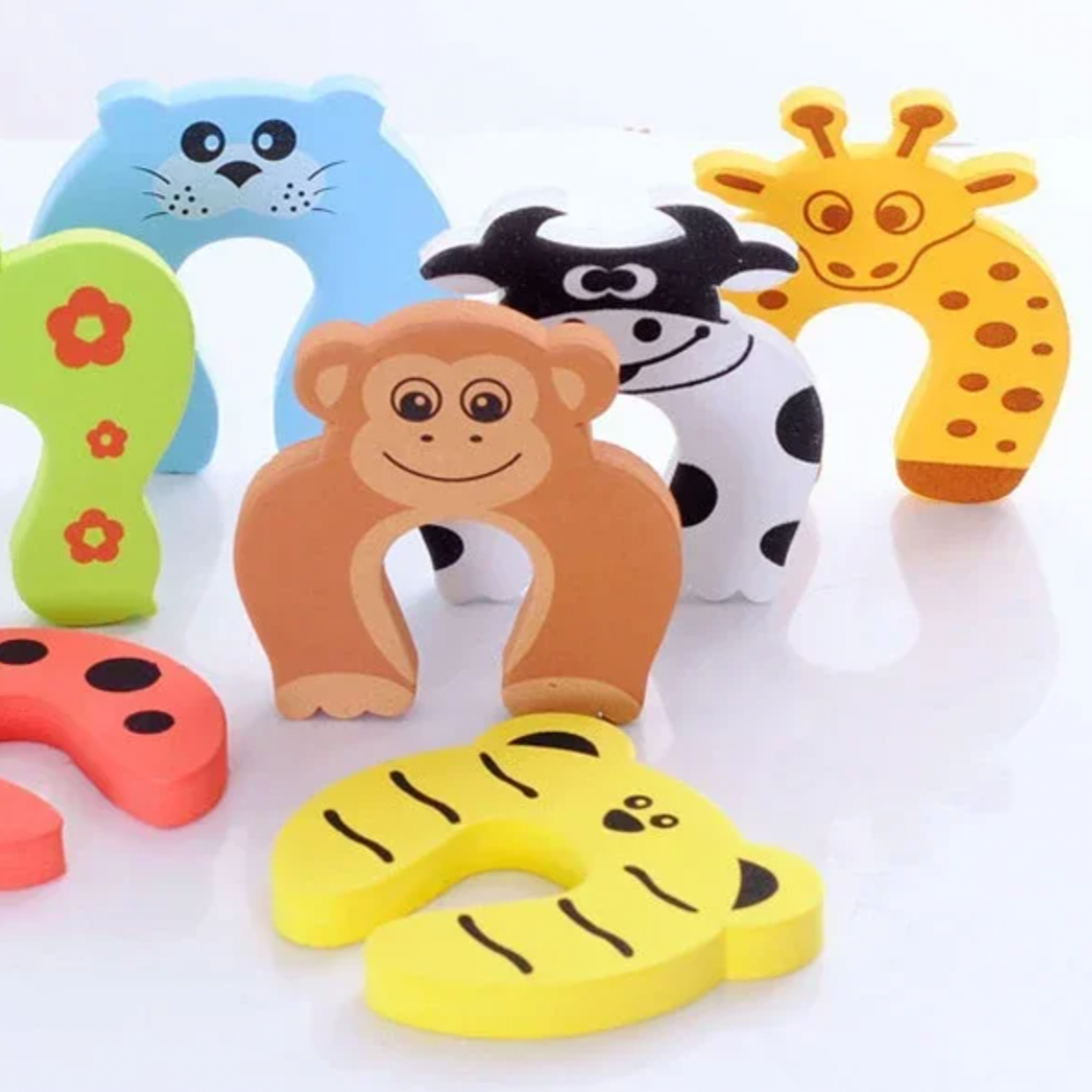 Animal Door Stopper – Prevent Pinched Fingers with Ease